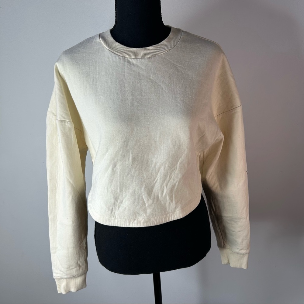 Cream Reebok Cropped Crew Neck Sweatshirt Size XS